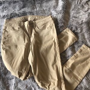 American Eagle Khaki Jegging